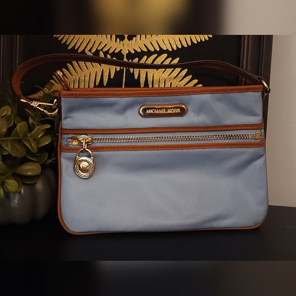 Michael Kors Nylon & Leather Lock Wristlet Light Blue and Tan Leather AI-1301